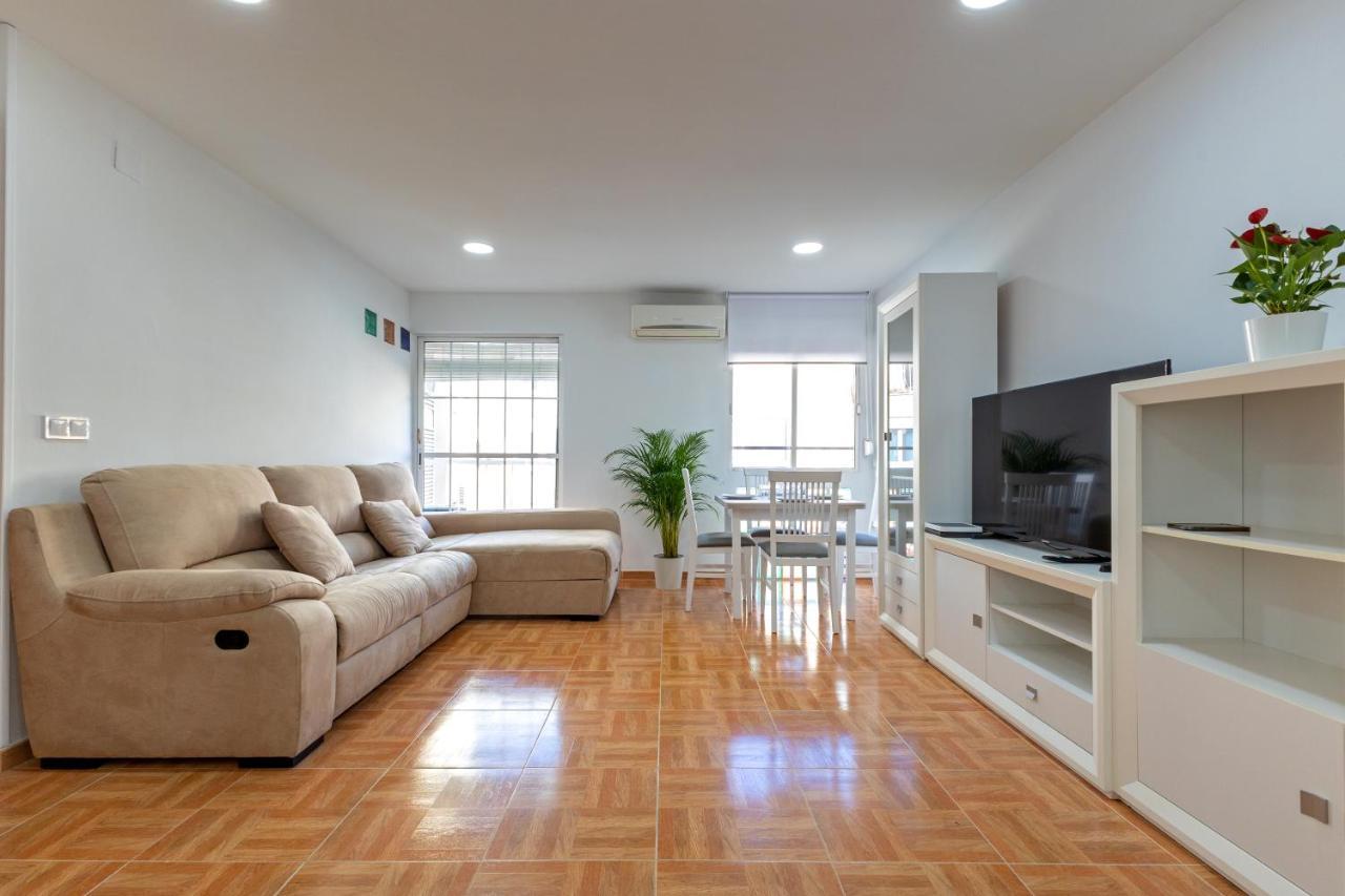 Charming 2 Bedroom Apartment At Triana Center By Oui 세비야 외부 사진